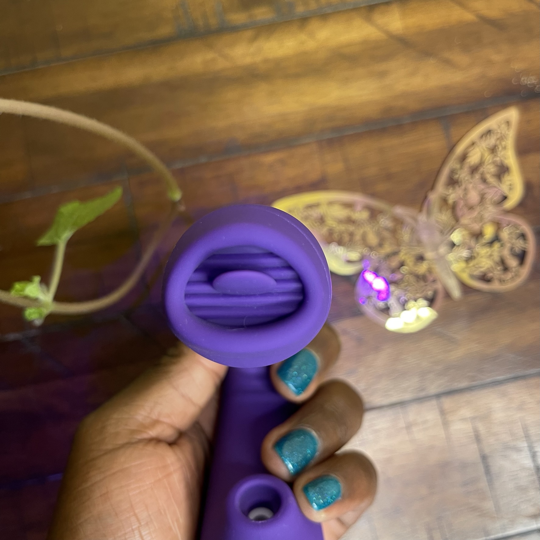 Eva Clitoral Suction and Licking Vibrator