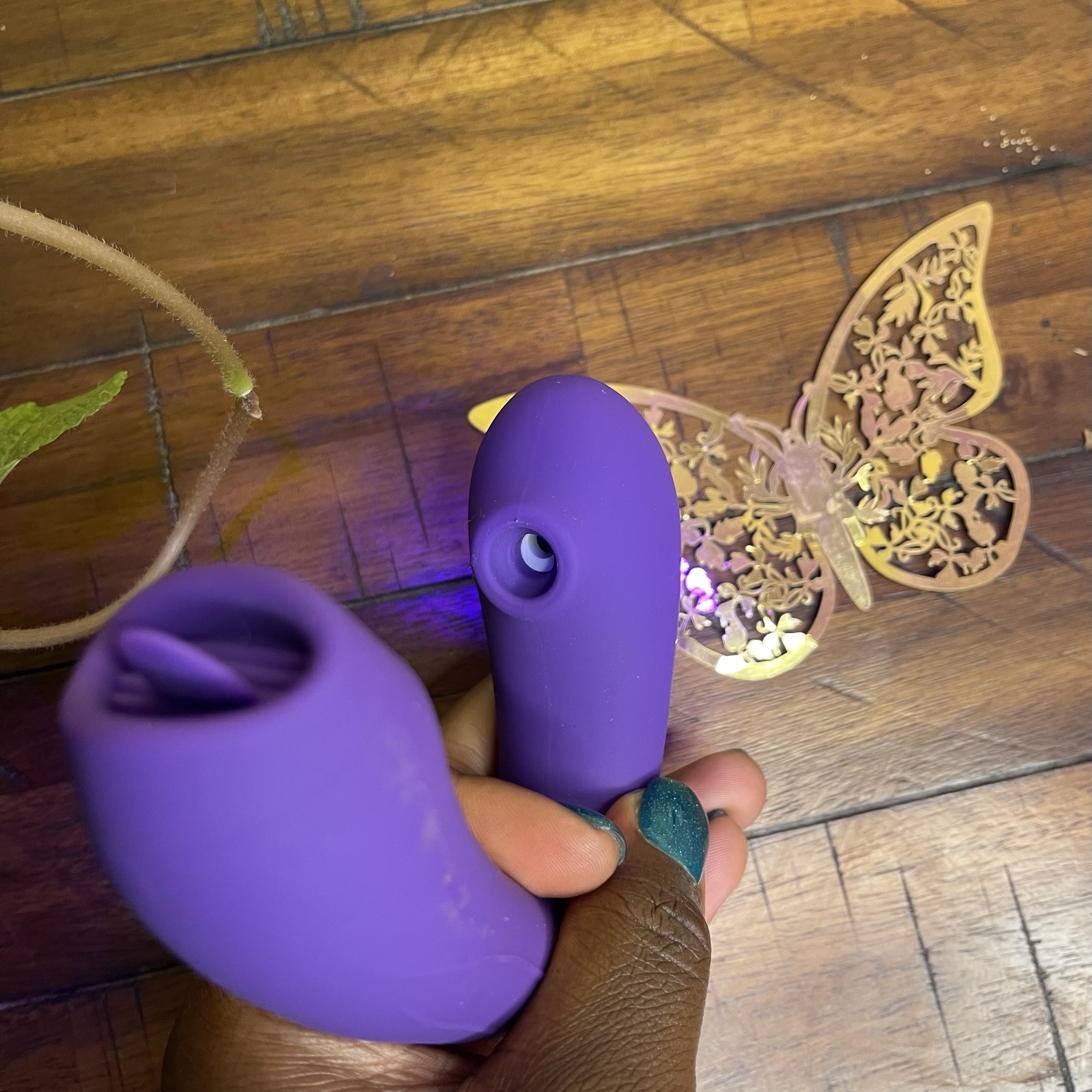 Eva Clitoral Suction and Licking Vibrator