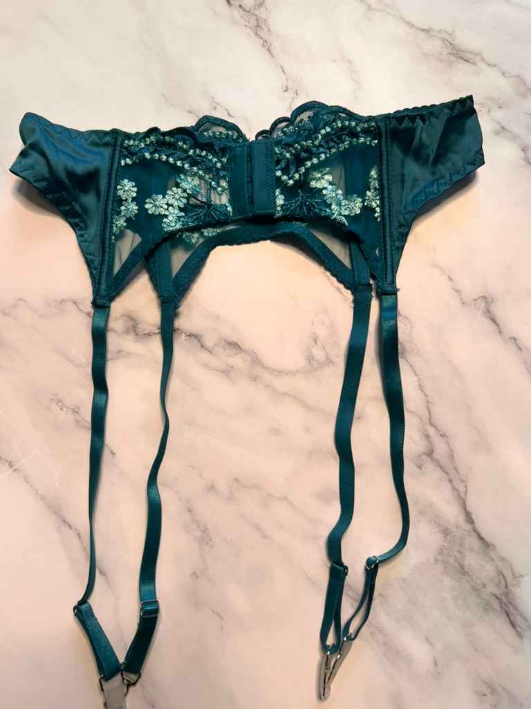 Elaine Bra and Garter Lingerie Set