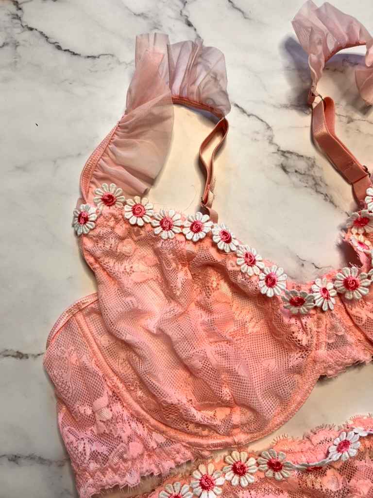 Kira Bra and Garter Lingerie Set
