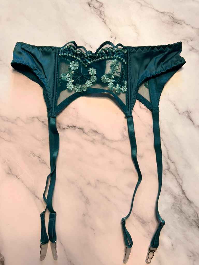 Elaine Bra and Garter Lingerie Set